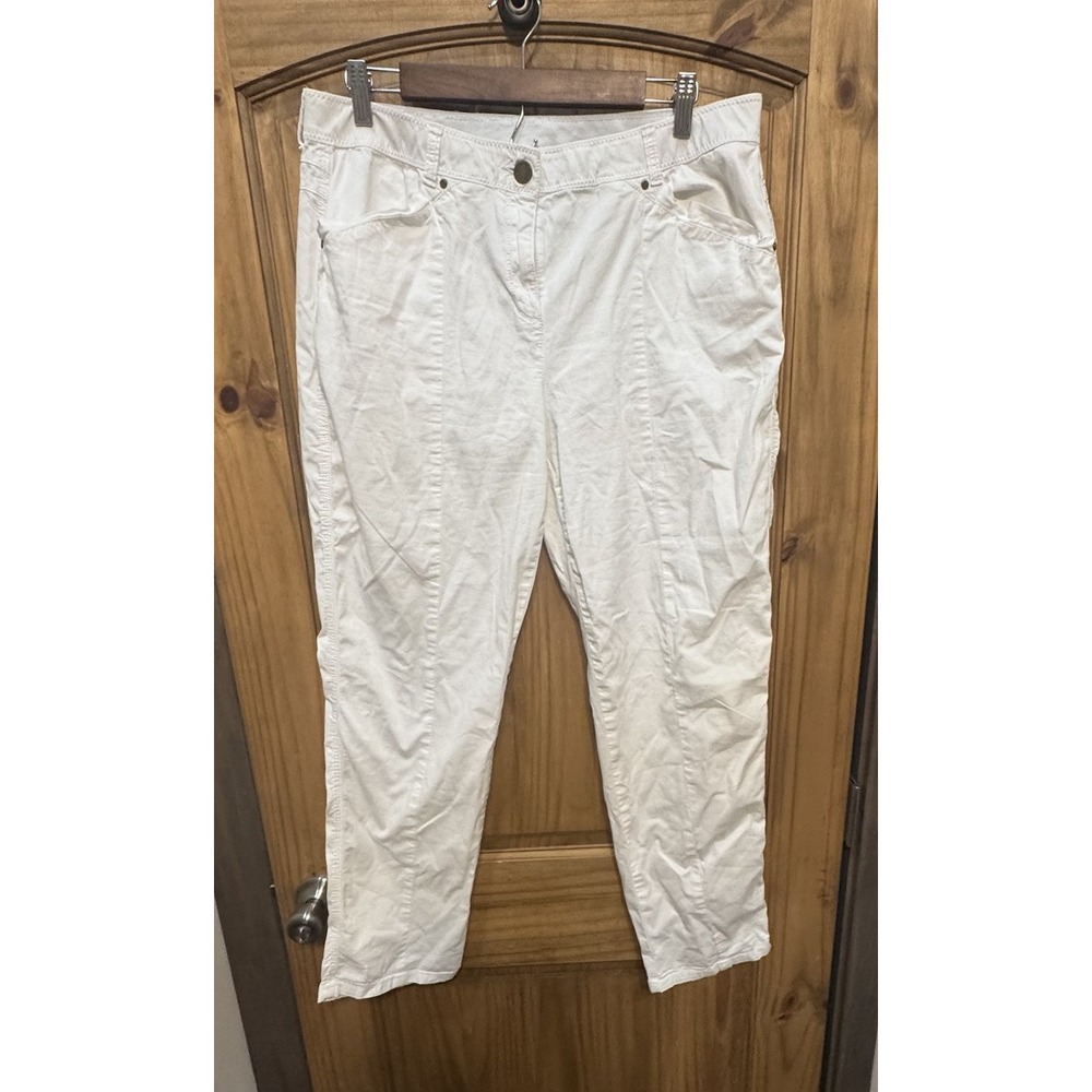 Chico's White Cropped Pants 2‎
